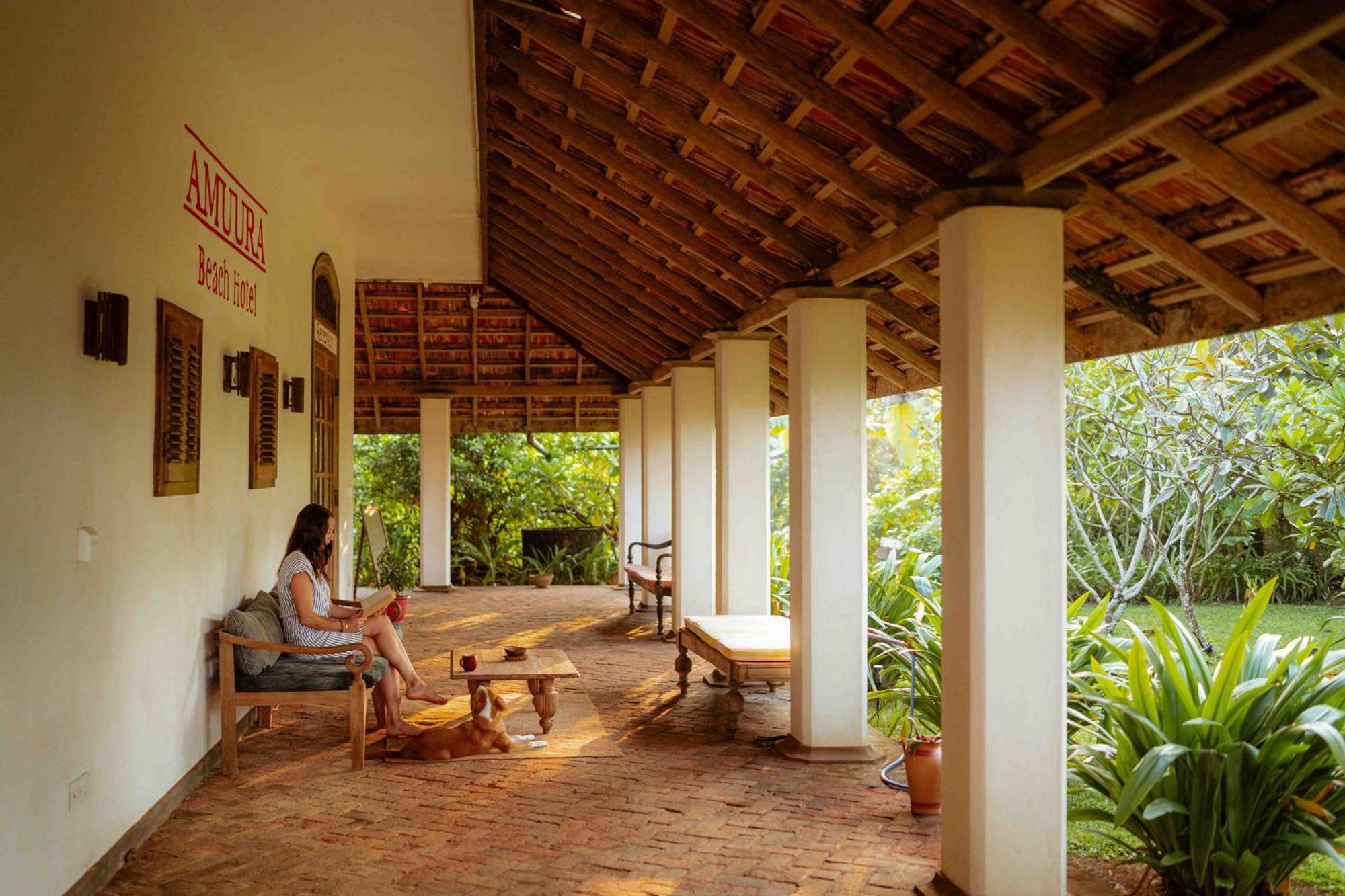 Amuura Beach Villa Берувала Экстерьер фото